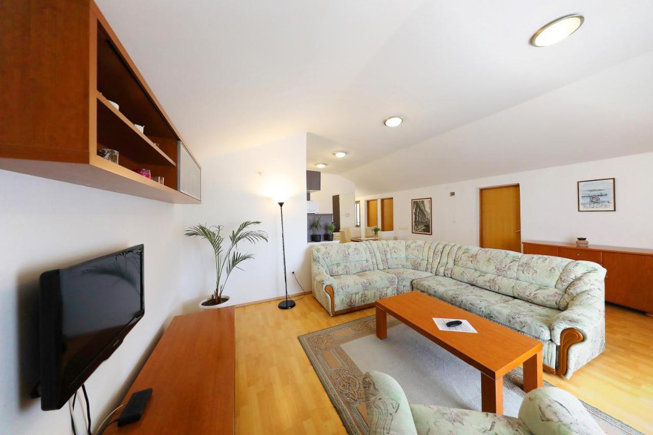 Ap Roko&Dina Apartman Nin Kültér fotó
