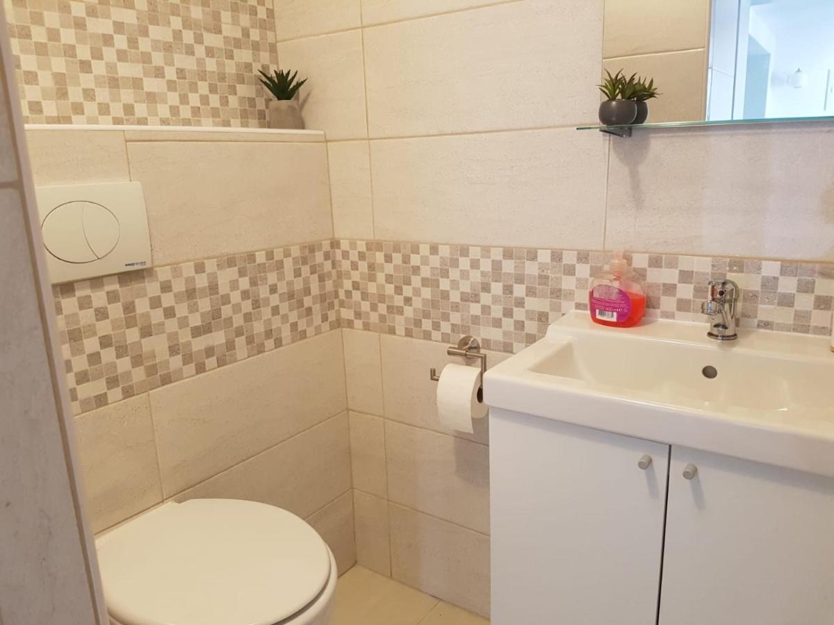 Ap Roko&Dina Apartman Nin Kültér fotó